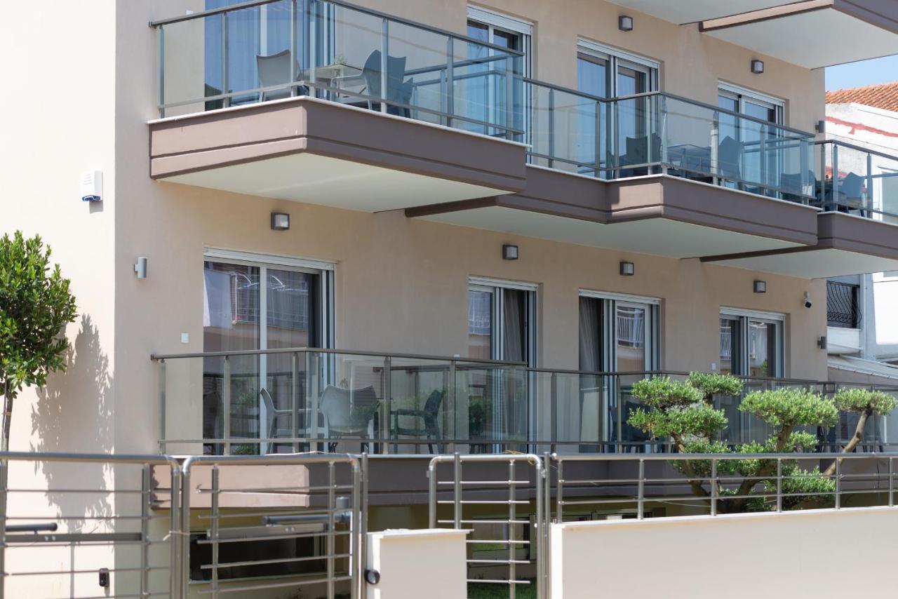 Crist Luxury Apartments Nea Poteidaia Zewnętrze zdjęcie