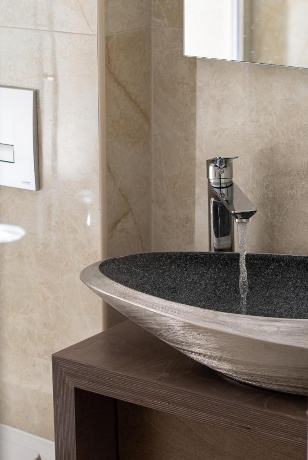 Crist Luxury Apartments Nea Poteidaia Zewnętrze zdjęcie