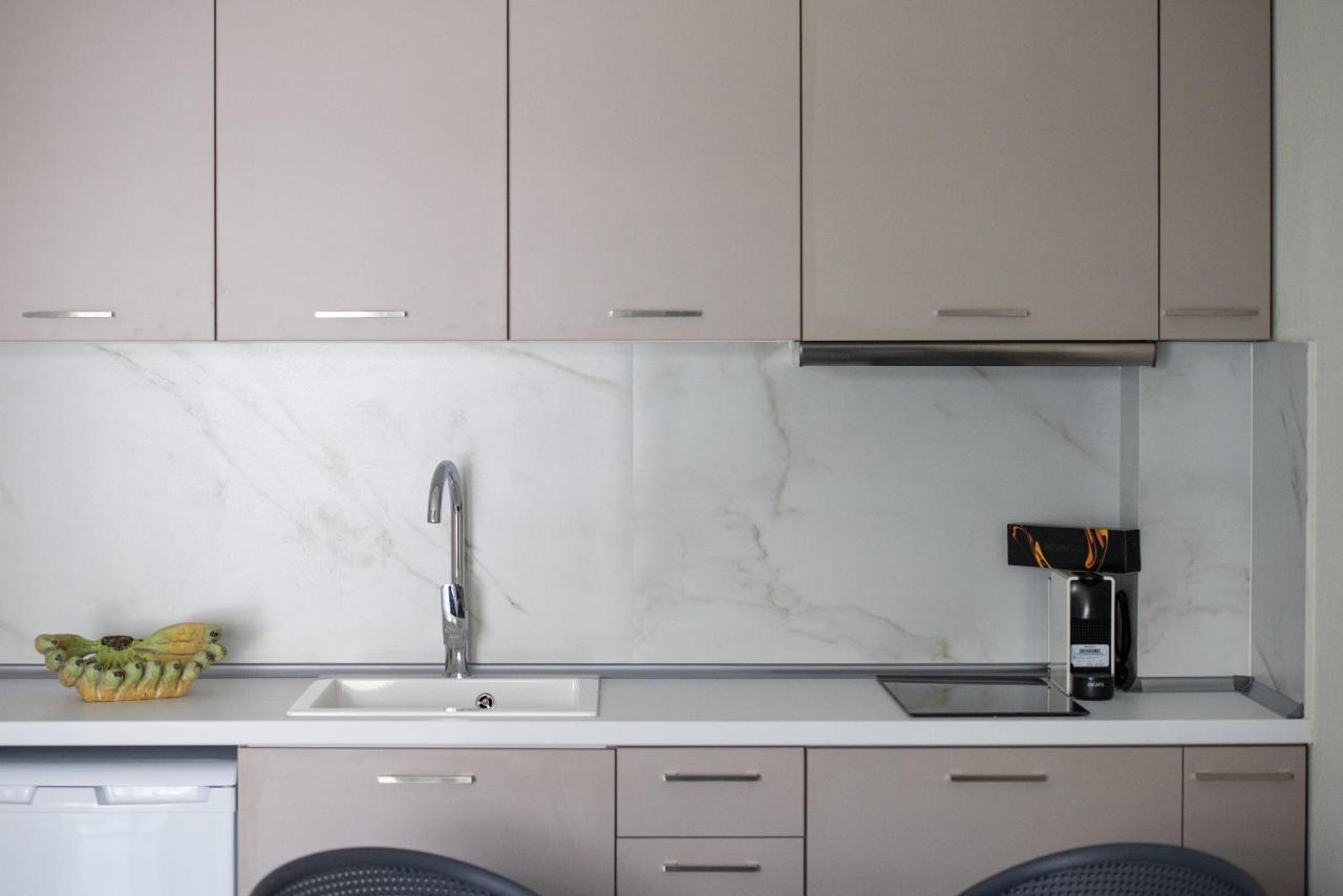 Crist Luxury Apartments Nea Poteidaia Zewnętrze zdjęcie