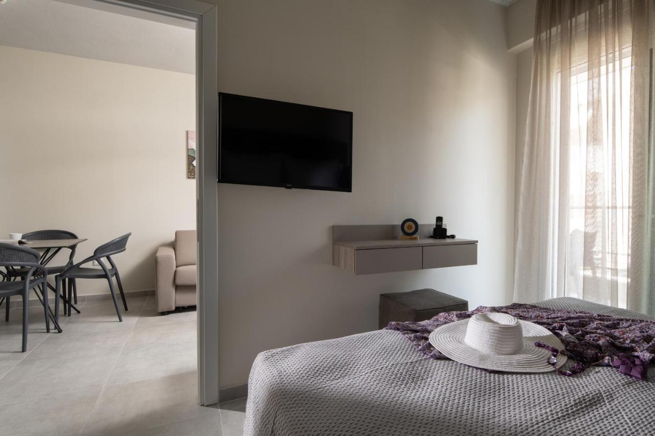 Crist Luxury Apartments Nea Poteidaia Zewnętrze zdjęcie